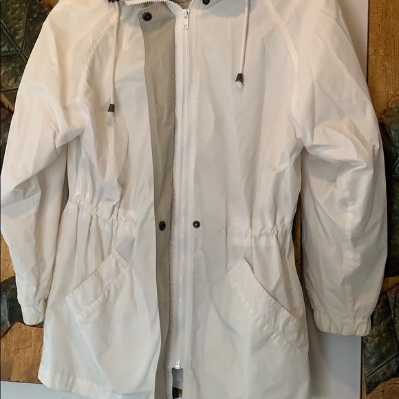 London Fog Raincoat - Picture 2 of 5